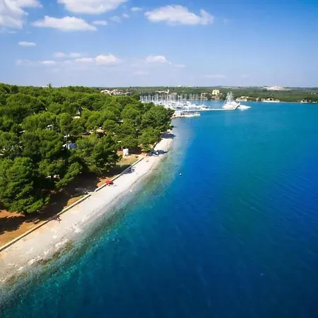Strandhaus Ive: Beachfront Oasis With Whirlpool And Olive Grove Holiday home